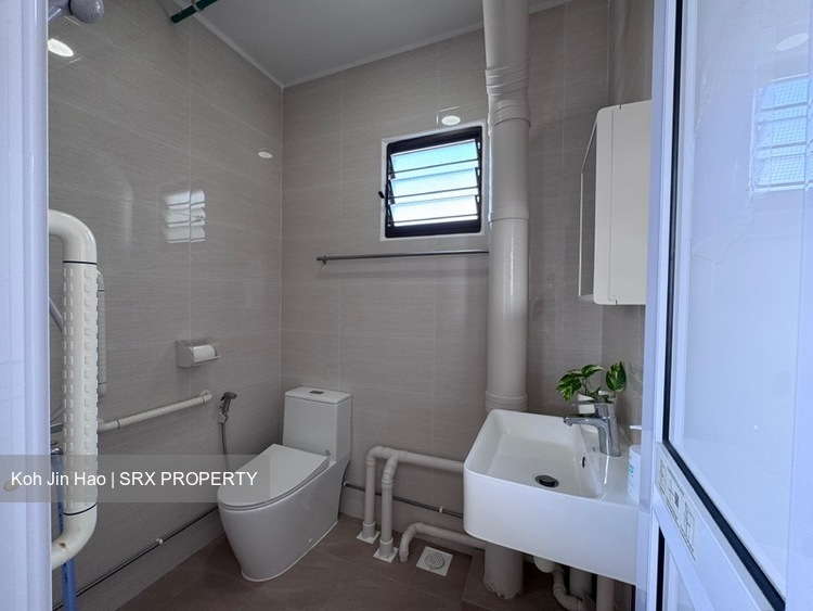 Blk 894A TAMPINES GROVE (Tampines), HDB 3 Rooms #572624581